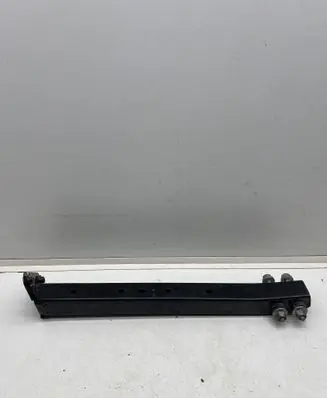 Renault Captur II Front bumper shock/impact absorber 758249523R 2411289
