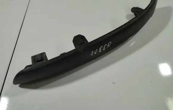 Peugeot 1007 Under headlight/headlamp trim 185727101601G