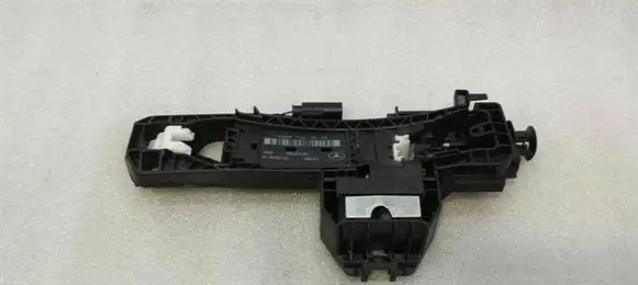Mercedes-Benz E W212 Front door exterior handle/bracket A2047602534