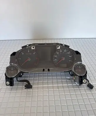 Audi A8 S8 D3 4E Speedometer (instrument cluster) 4E0920950P 4E0920950F 110080101024
