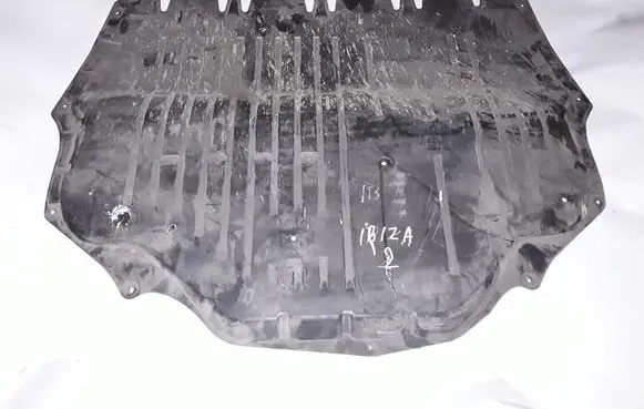 Seat Ibiza IV (6J,6P) Engine splash shield/under tray 6Q0825237AB