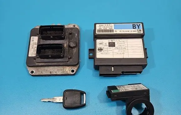Opel Astra G Engine control unit/module ECU 90560476 IMPRK1532815