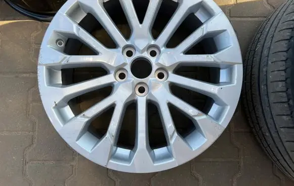 Toyota RAV 4 (XA50) R19 alloy rim 