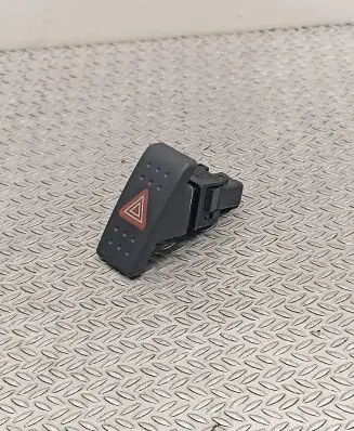 Suzuki SX4 Hazard light switch 06019