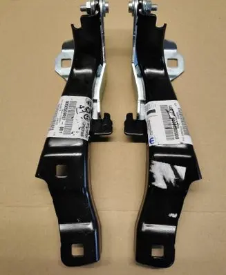 Alfa Romeo Tonale Engine bonnet/hood hinges 0050569097DAN 0050569096