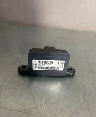 Opel Astra J ESP acceleration yaw rate sensor 25170107153 TLS1120312075167 J132C15167