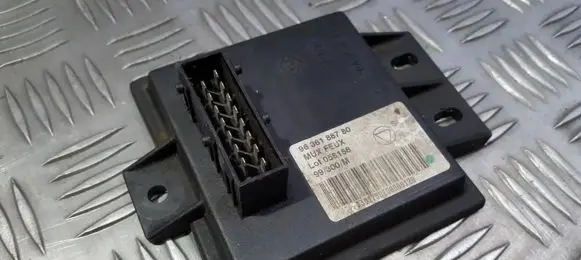 Peugeot 607 Other control units/modules 9636188780