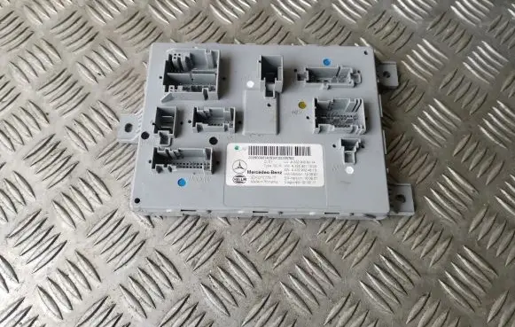 Mercedes-Benz C W205 Comfort/convenience module A2229006014 A2229011203 A2229024813