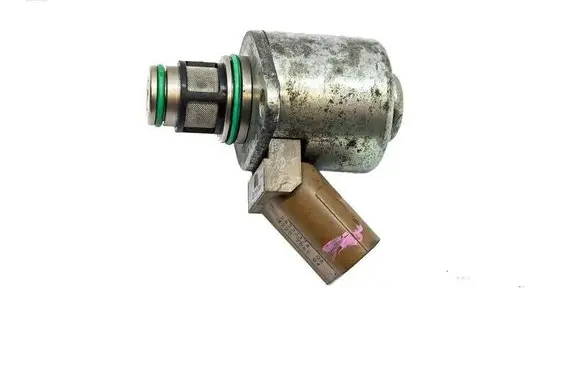 Mercedes-Benz E W212 Fuel pressure regulator 28233374 42207561 2823337406
