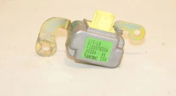 Mazda Premacy Airbag deployment crash/impact sensor C10057KD0A C10073350
