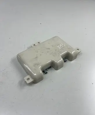 BMW 6 F12 F13 Aerial antenna amplifier 6957348