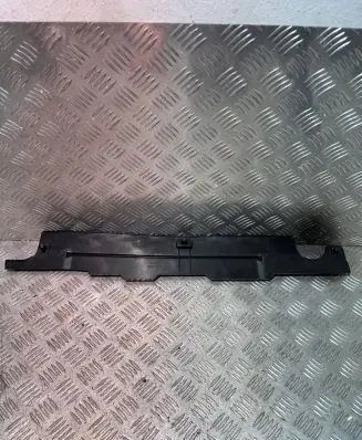 Toyota Yaris Cross Radiator trim 16592-F3030