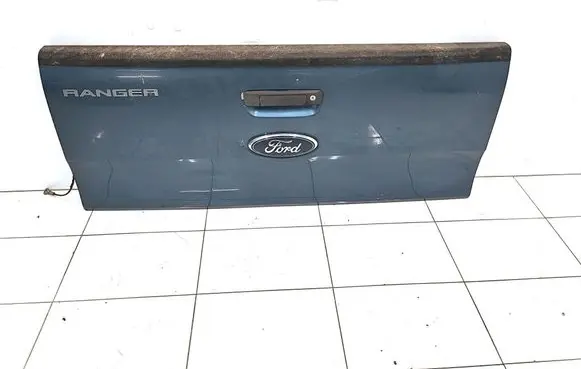 Tailgate/trunk/boot lid