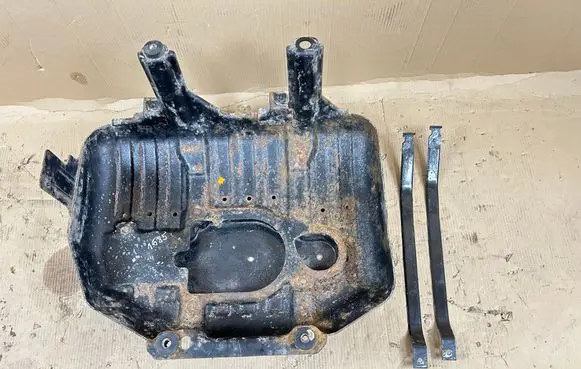 Jeep Grand Cherokee Other under body part 