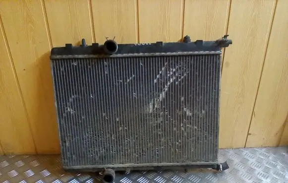 Coolant radiator