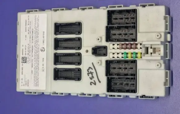 BMW 3 F30 F35 F31 Comfort/convenience module 8465899270 116RI001052 9868383