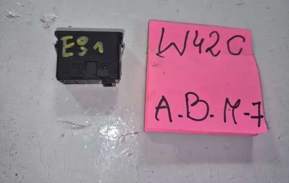 BMW 3 E90 E91 Other interior part 61316933561