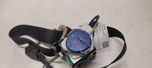 Mazda 6 Front seatbelt