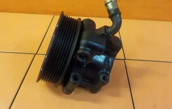 Ford Transit Power steering pump 3AE2803