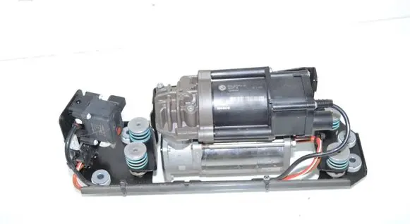 BMW 5 F10 F11 Air suspension compressor/pump 6875176 37206875176 37206864215