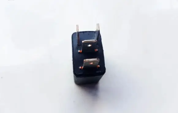 Opel Zafira A Other relay 24432680