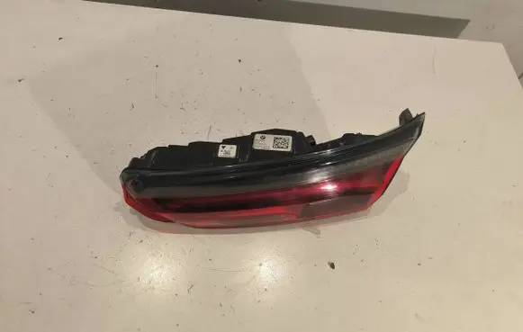 BMW 8 G16 Tailgate rear/tail lights H8744578012 2060020206