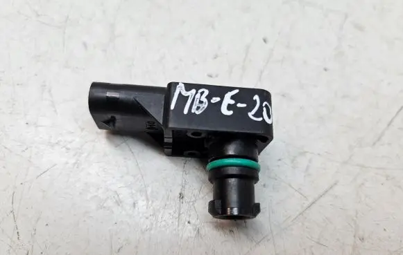 Mercedes-Benz E W238 Air pressure sensor A0009055906