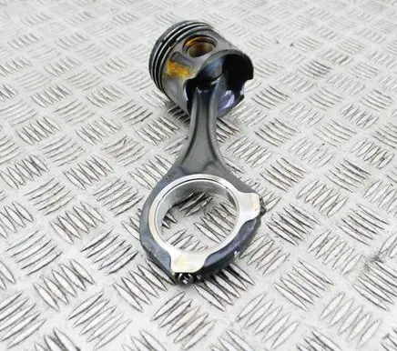 Mercedes-Benz Vito Viano W639 Piston A6420302018 A6420304120