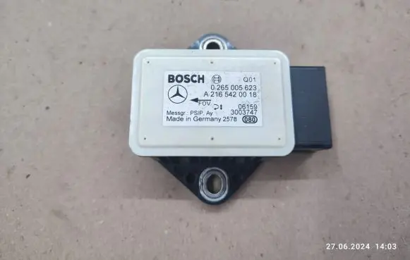 Mercedes-Benz B W245 ESP acceleration yaw rate sensor A2165420018 0265005623