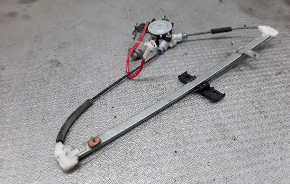 Suzuki Grand Vitara I Rear door window regulator with motor 8353065D00