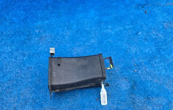 BMW X3 G01 Intercooler air guide/duct channel 7400006