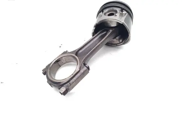 Fiat Scudo Piston with connecting rod RHK