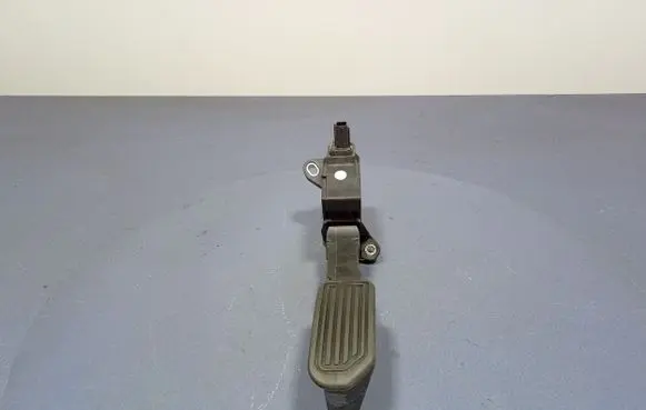 Toyota Auris E180 Accelerator throttle pedal 78110-02120