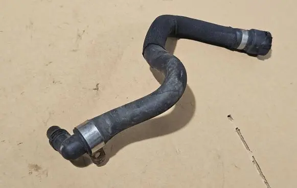 BMW X5 E70 Engine coolant pipe/hose 7805601 16185913