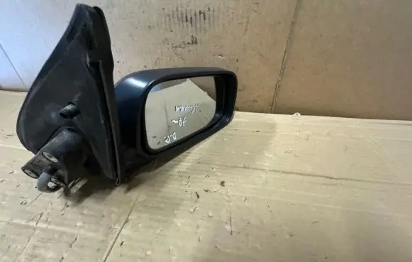 Nissan Almera Front door electric wing mirror E13020043 E20043