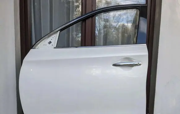Infiniti QX60 L50 Front door