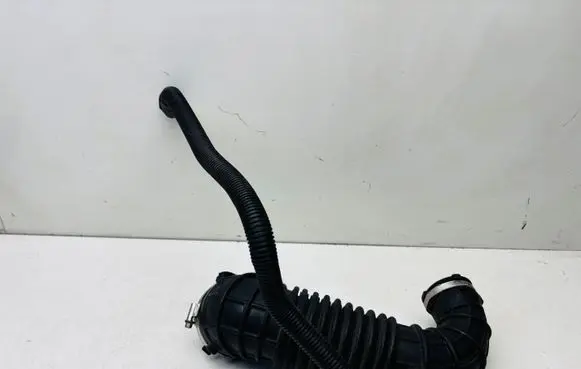 Audi A4 S4 B8 8K Turbo air intake inlet pipe/hose 03G129629E 03G129629