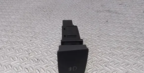 Fog light switch