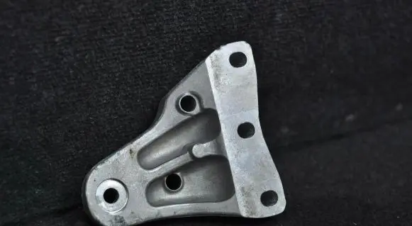 Audi A1 Engine mounting bracket 600199185T