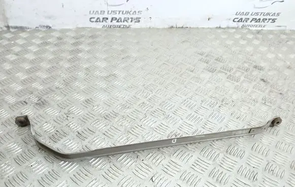 BMW 1 E82 E88 Fuel tank mounting bracket 7195167