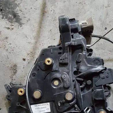 Volkswagen Multivan T5 Sliding door lock 7H0843654C