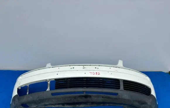 Volkswagen PASSAT B5 Front bumper 3B0807217