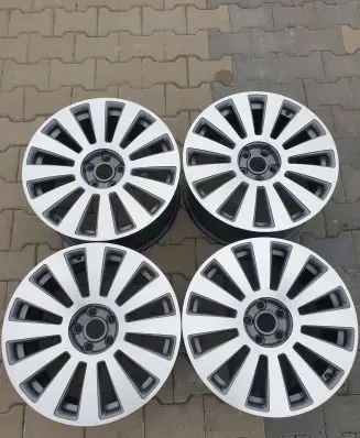 Audi A8 S8 D3 4E R19 alloy rim 4E0601025N