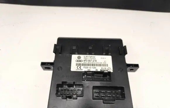 Audi A6 S6 C6 4F Comfort/convenience module 4F0907279 F005V01054