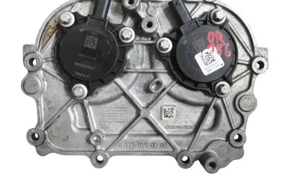 Mercedes-Benz C AMG W205 Timing chain cover A1770150000