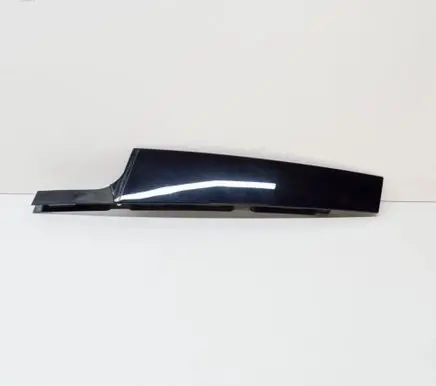 Front door glass trim molding