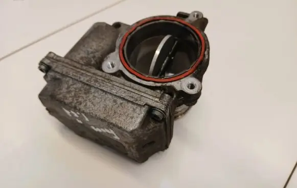 Ford Focus Throttle valve A2C53238880 7M2Q9E926AB 2006110323