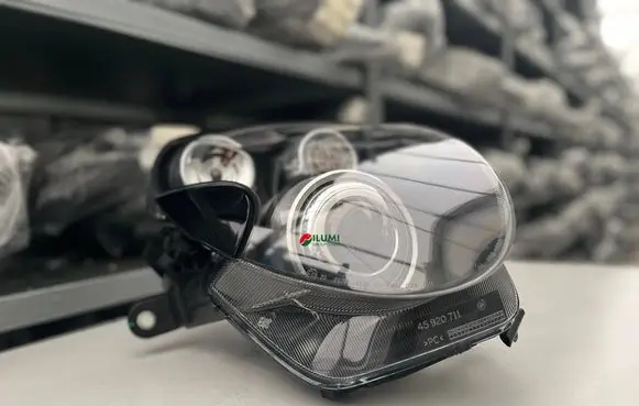 Alfa Romeo 8C Headlight/headlamp 90131660