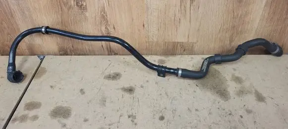 Mercedes-Benz GLC X253 C253 Engine coolant pipe/hose A2535012400