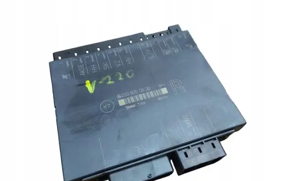 Mercedes-Benz S W220 Seat control module 2208200826